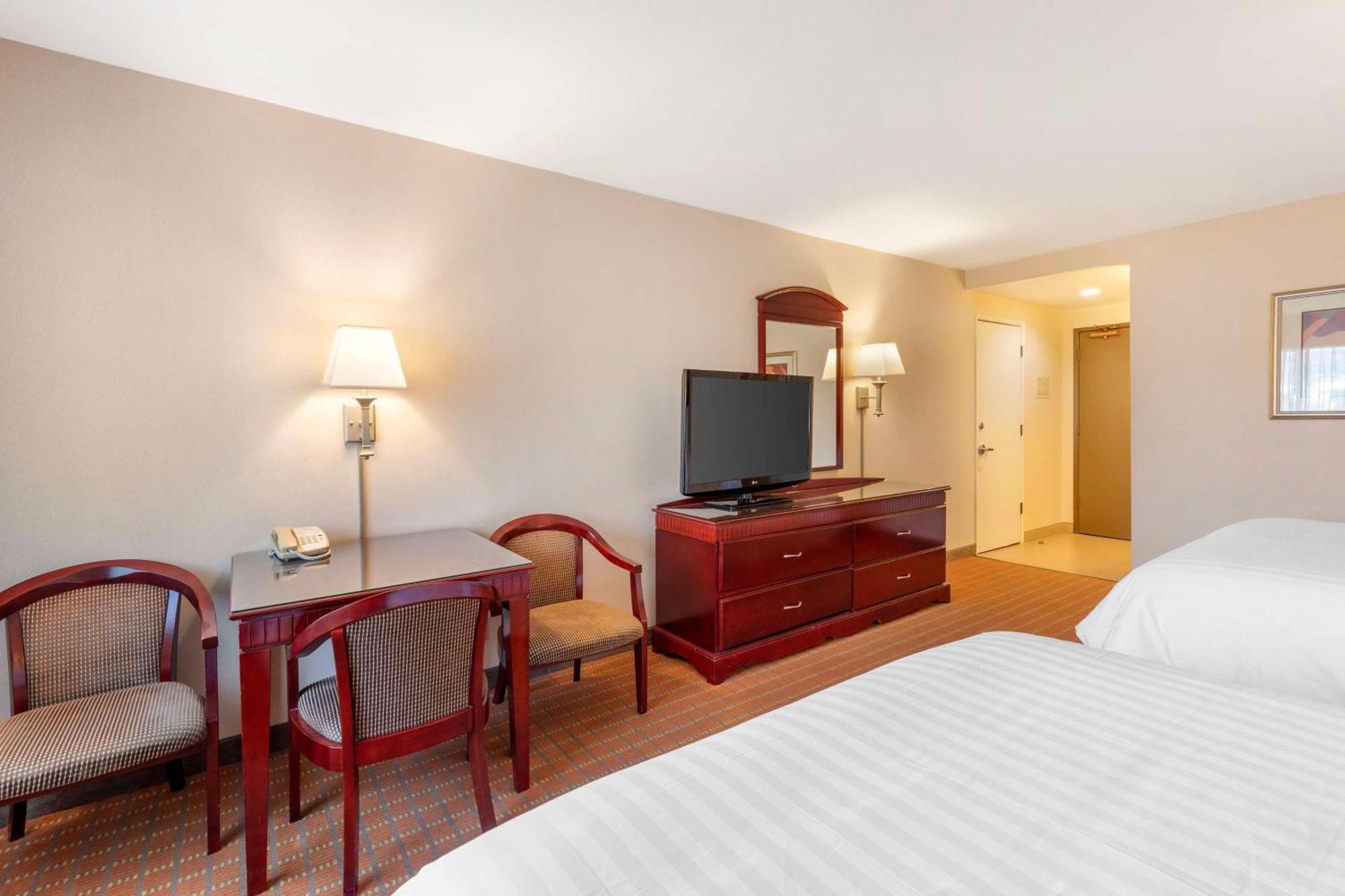 Best Western Plus West Covina Inn Ngoại thất bức ảnh