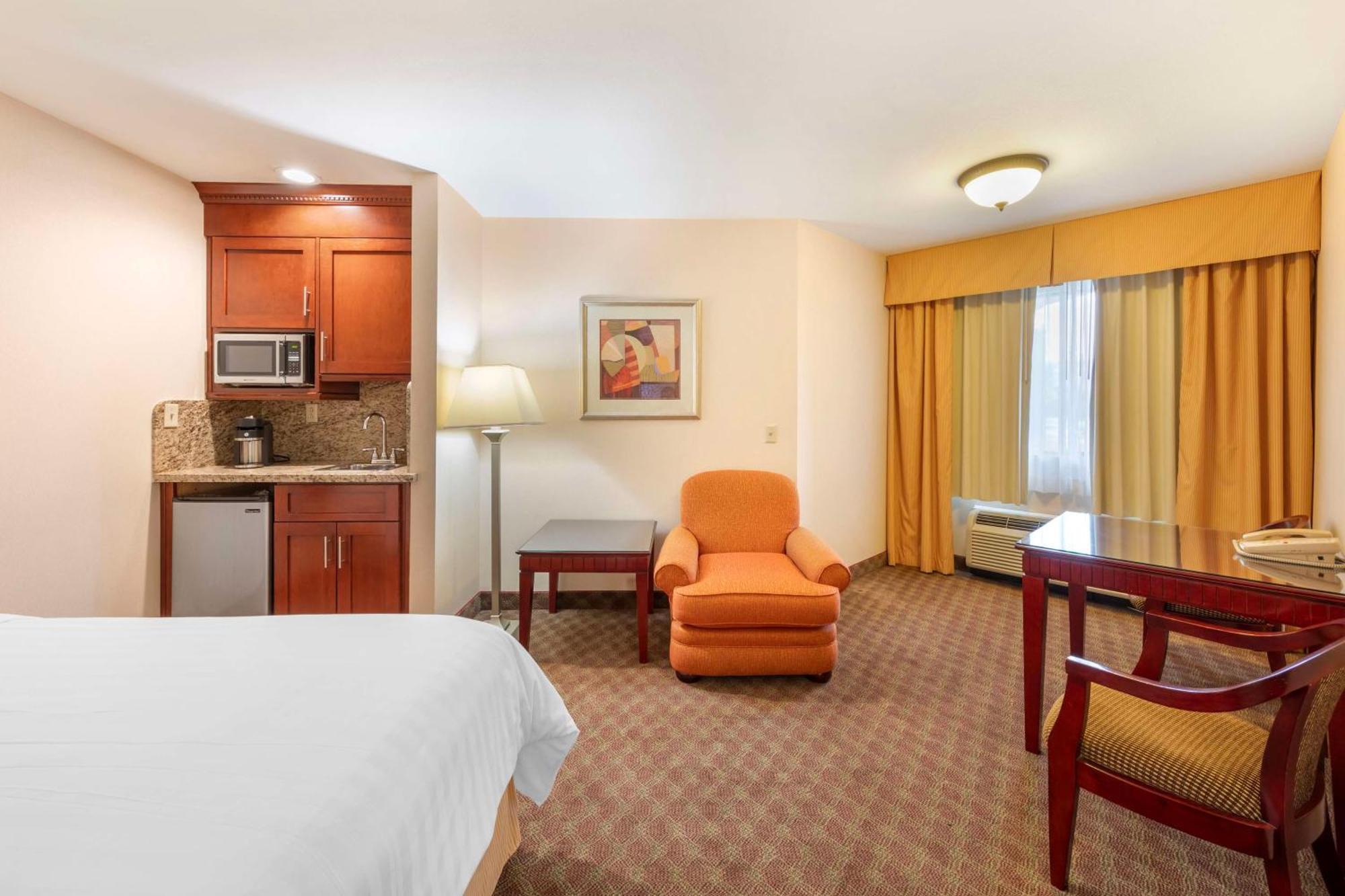 Best Western Plus West Covina Inn Ngoại thất bức ảnh